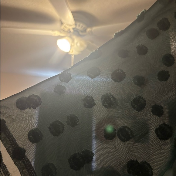 Elegant Green Women's Top - Picture 2 of 2